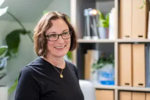 Sarah Lee, Managing Director of Hot Tin Roof tech PR agency Edinburgh and Chair of CIPR Scotland, award-winning communications professional